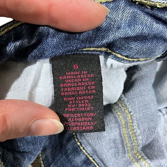 DOLLHOUSE Destroyed Distressed Ankle Skinny Jeans Size 9 (Juniors) - Picture 12 of 13